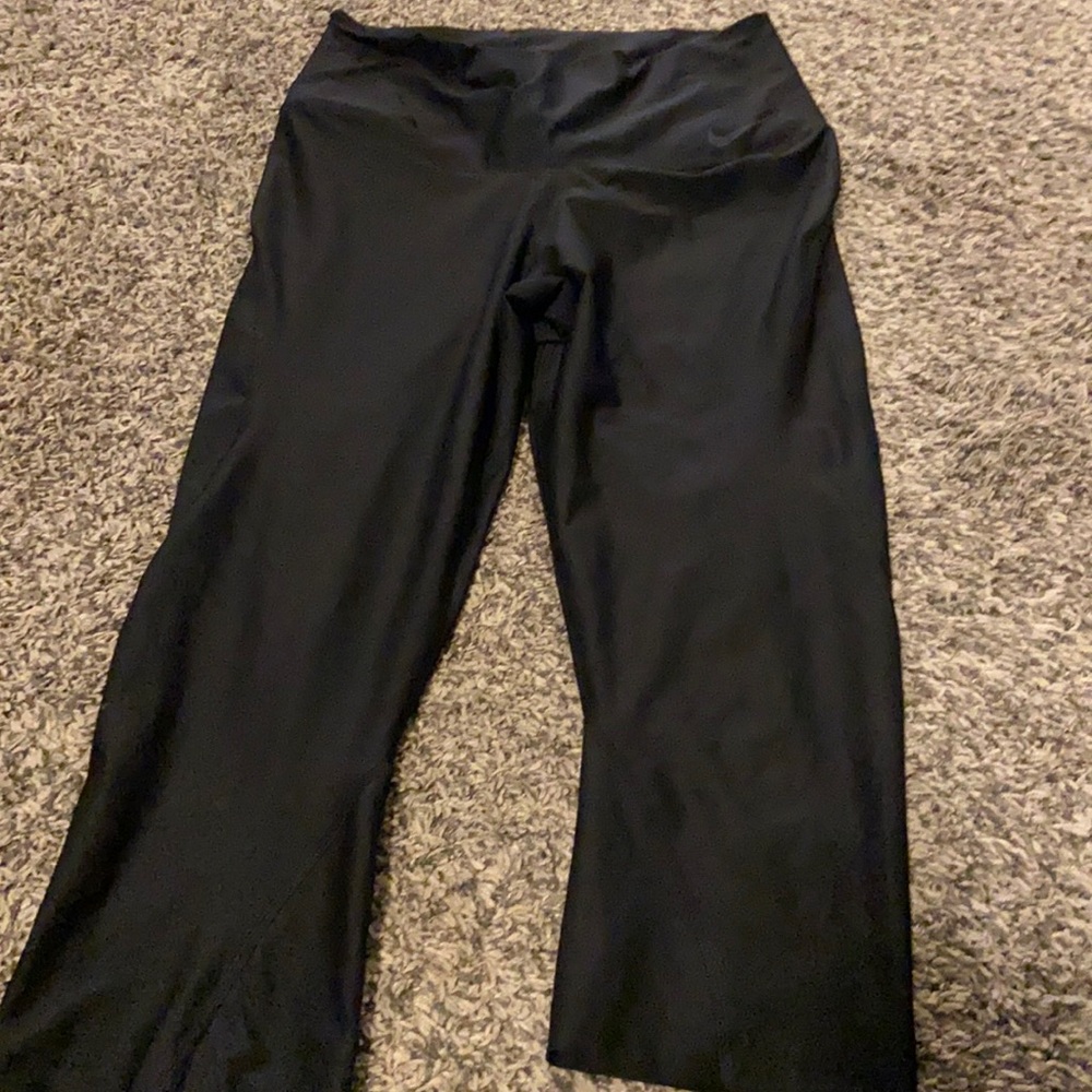 Nike Leggings Medium Black women capris